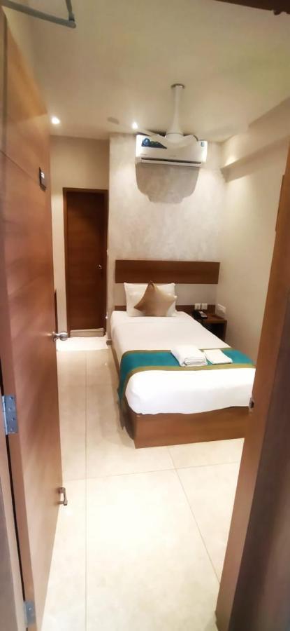 Time Square Boutique Hotel & Spa Alappuzha Eksteriør billede